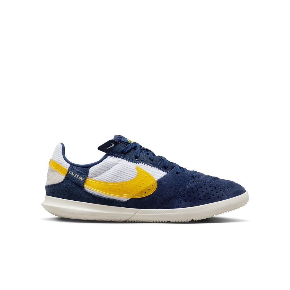 Nike JR STREETGATO dje ije patike za fudbal in plava Intersport