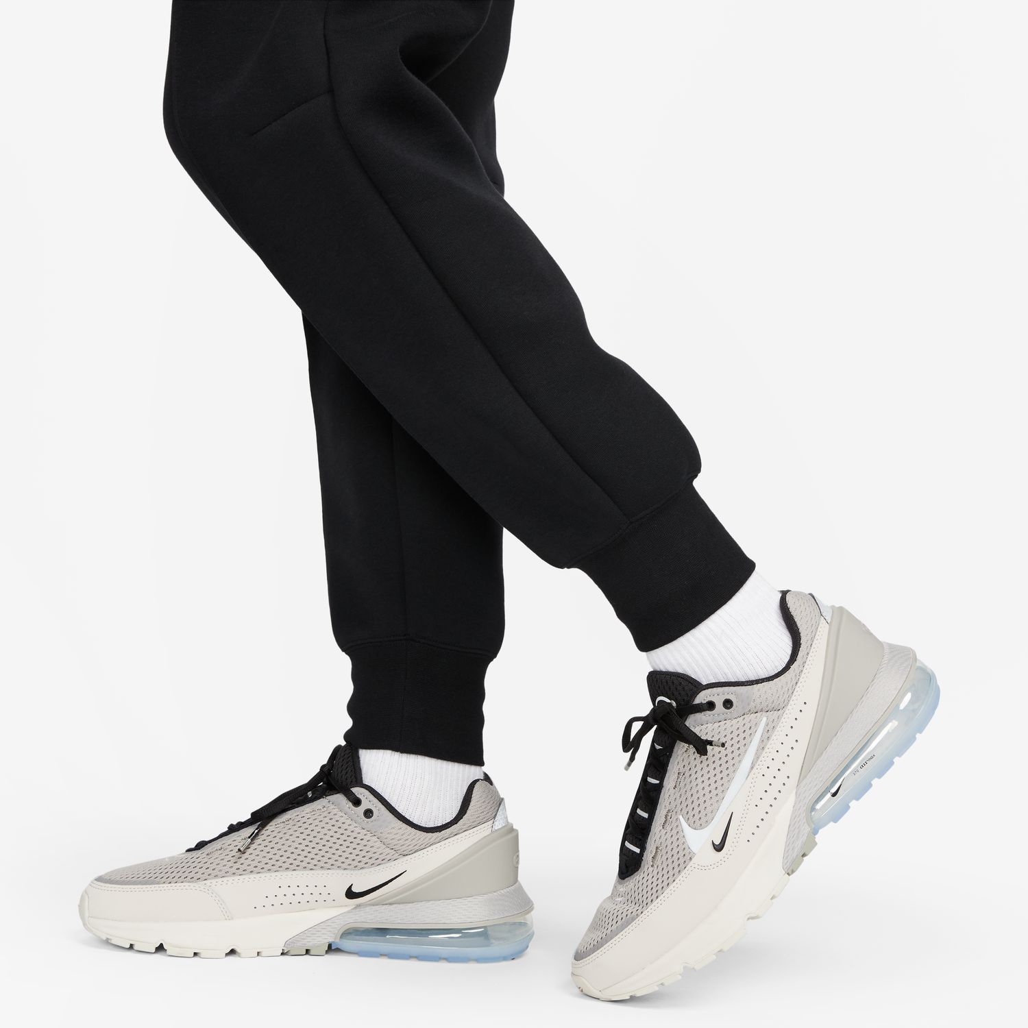 Nike W NSW TCH FLC MR JGGR, ženske pantalone, crna