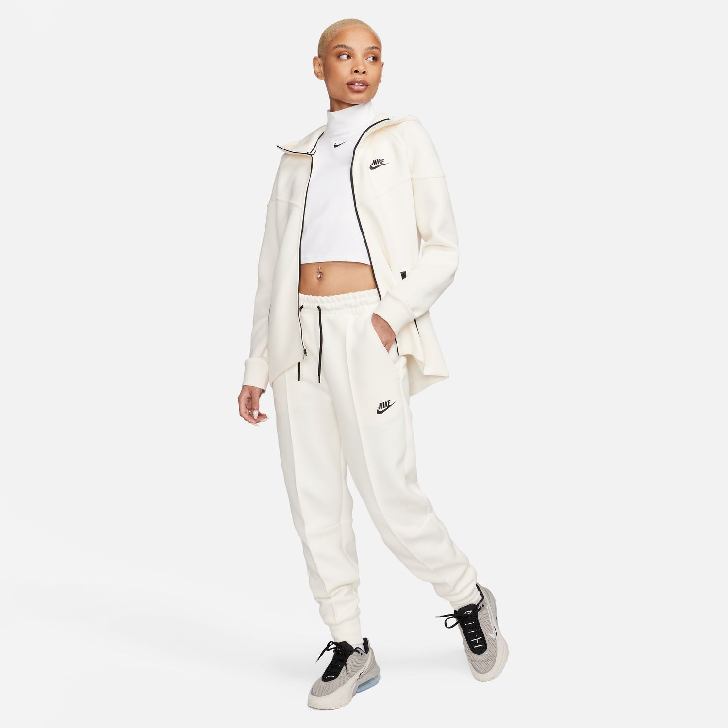 Nike W NSW TCH FLC MR JGGR, ženske pantalone, bijela