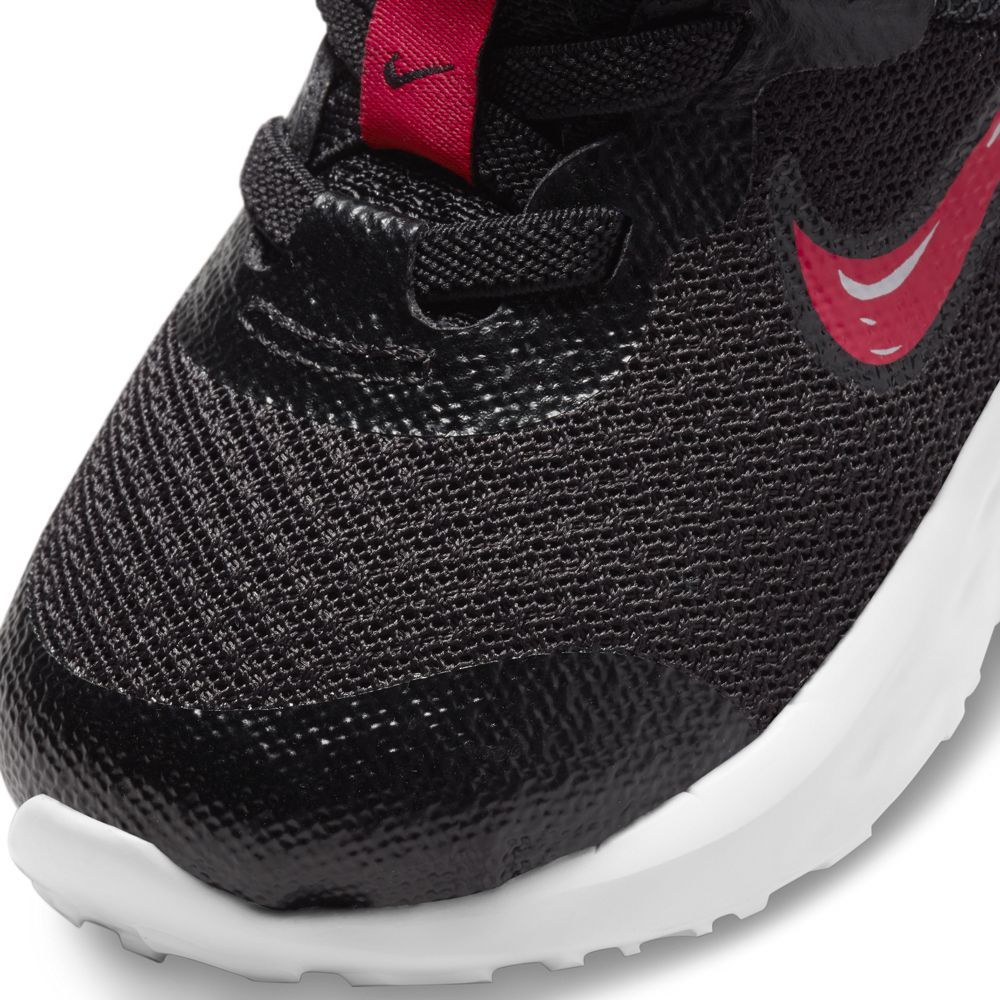 Intersport nike revolution sales